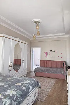 Satılır 4 otaqlı mənzil 170 m²