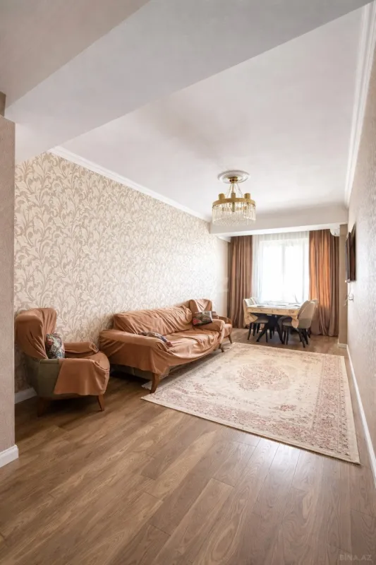 Satılır 4 otaqlı mənzil 170 m²