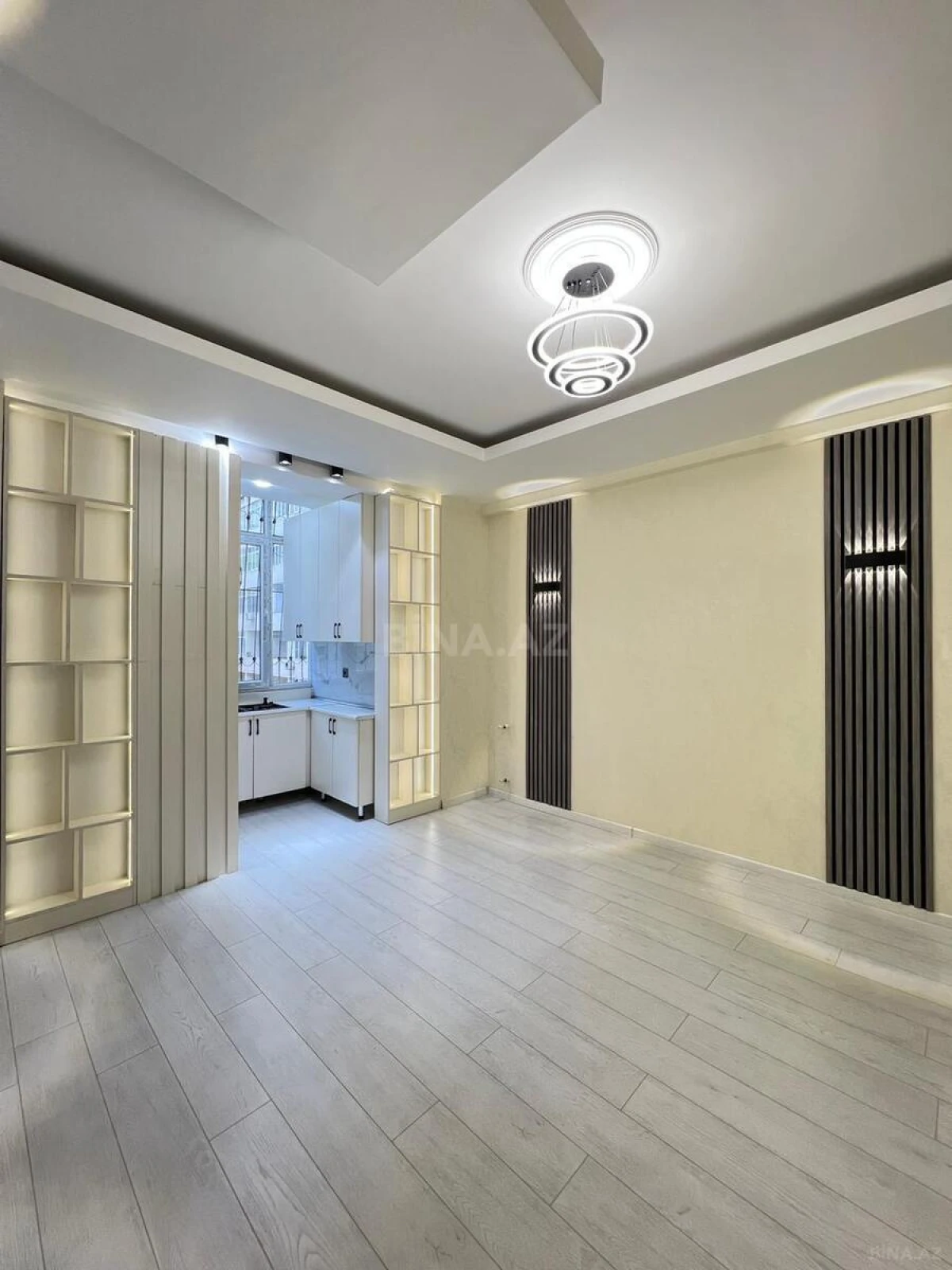 Satılır 2 otaqlı mənzil 55 m²