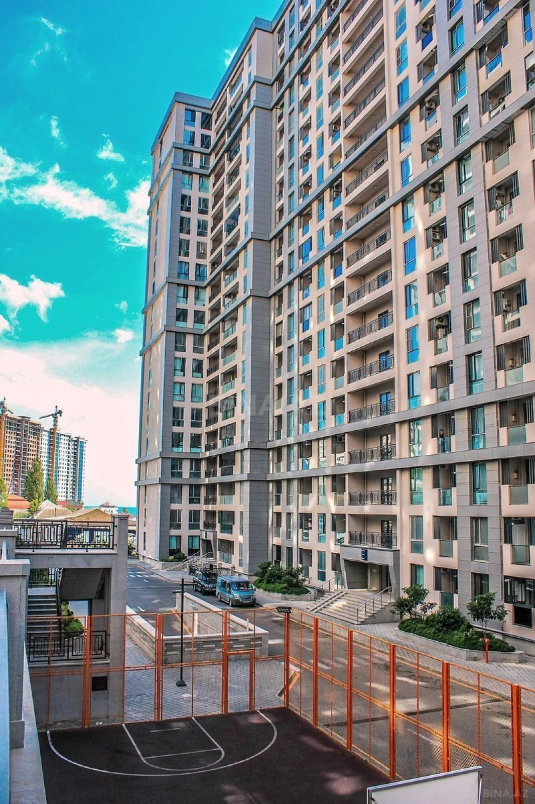 Satılır 3 otaqlı mənzil 100 m²