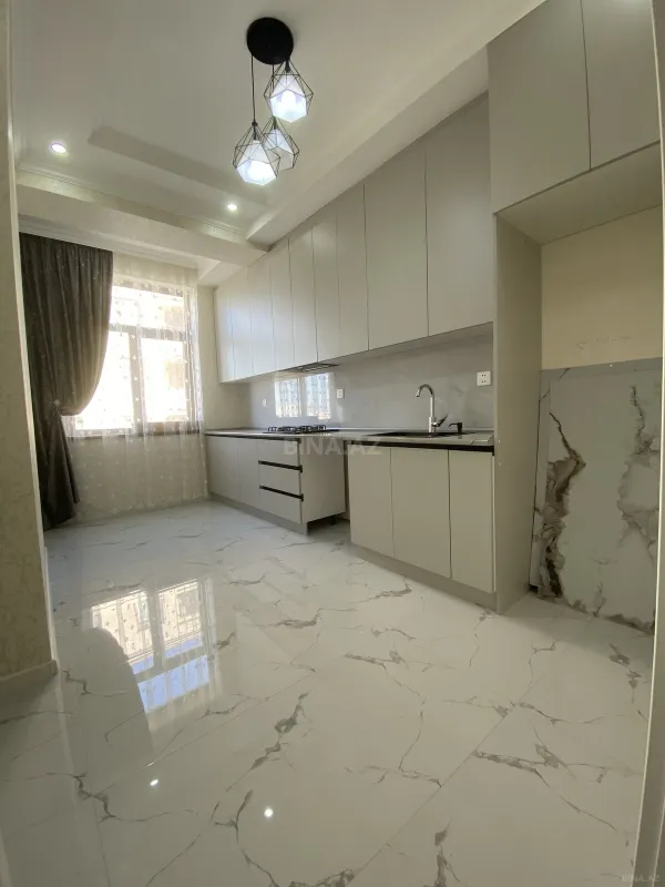Satılır 2 otaqlı mənzil 75 m²