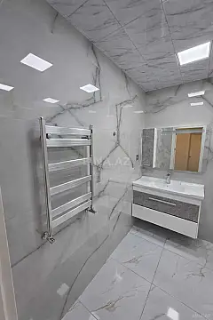 Kirayə verilir 3 otaqlı mənzil 124 m²