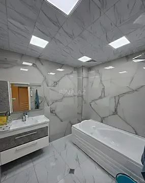 Kirayə verilir 3 otaqlı mənzil 124 m²