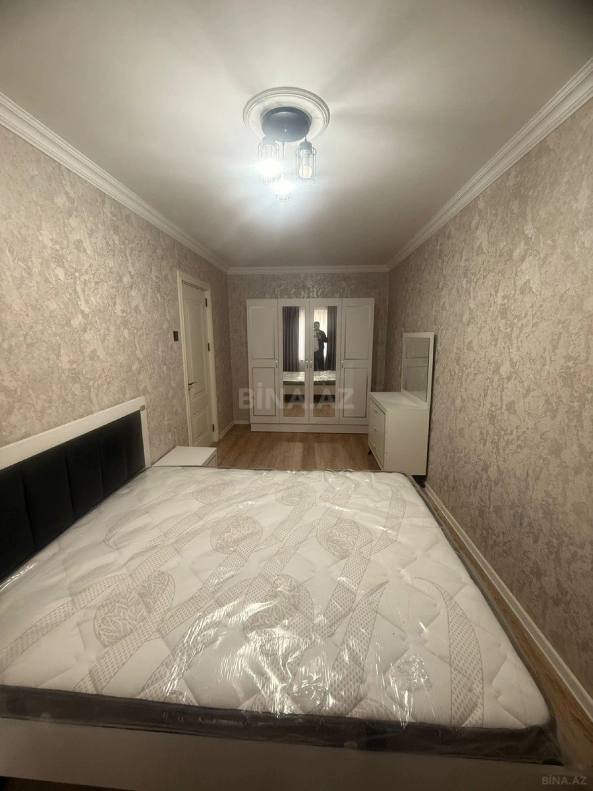 Kirayə verilir 2 otaqlı mənzil 55 m²