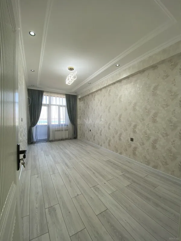 Satılır 2 otaqlı mənzil 71 m²