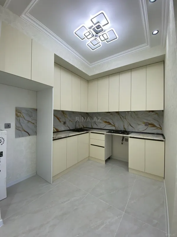 Satılır 2 otaqlı mənzil 71 m²