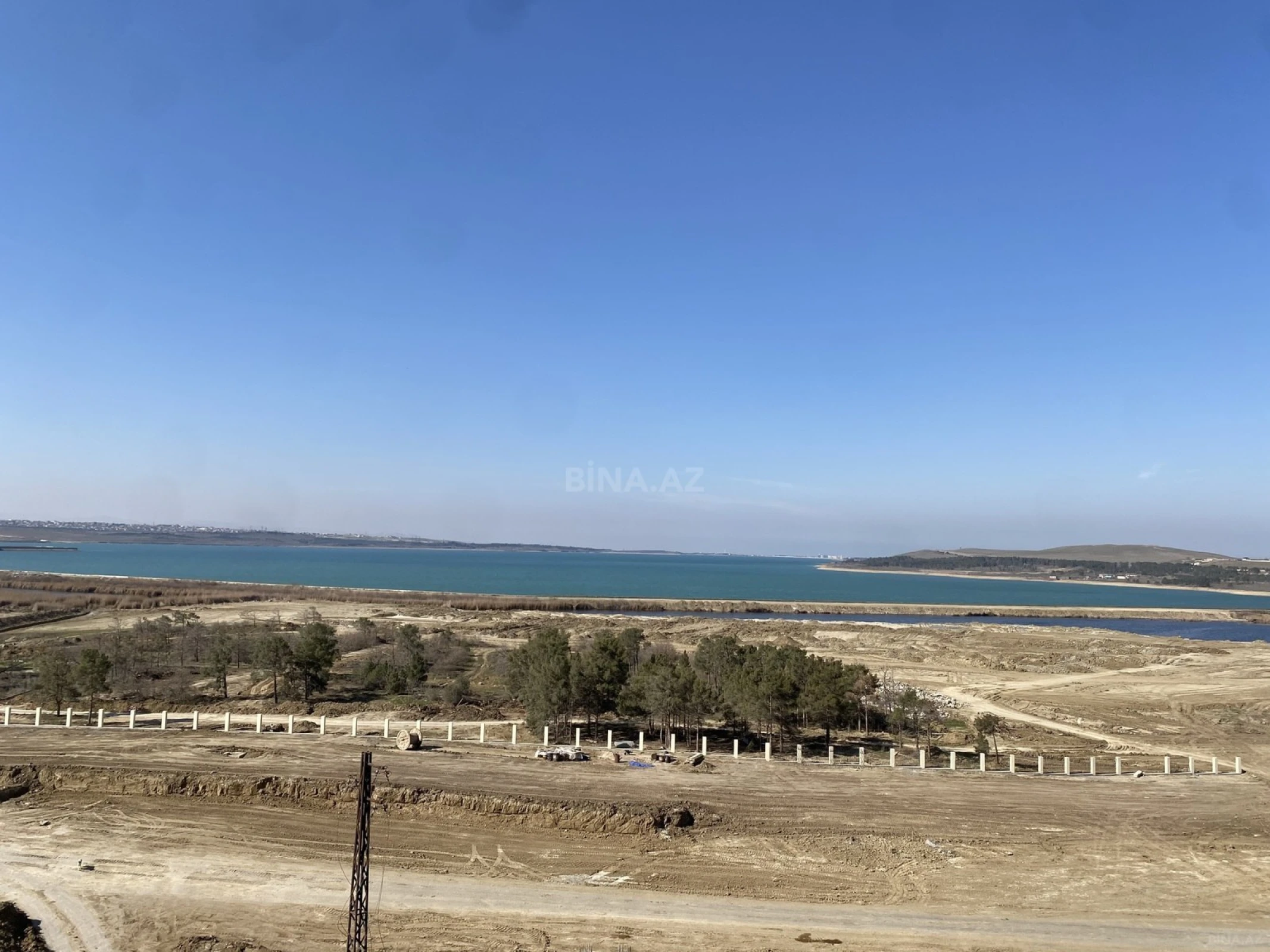 Satılır 2 otaqlı mənzil 71 m²