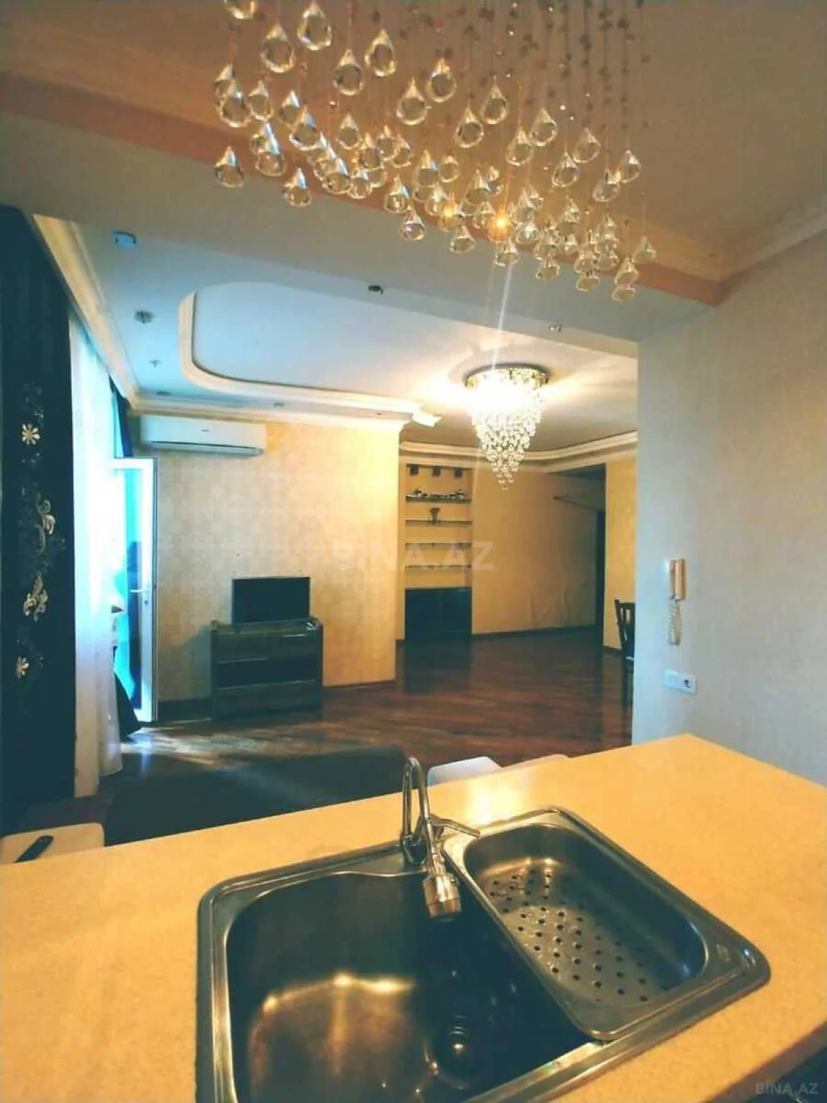 Satılır 3 otaqlı mənzil 100 m²