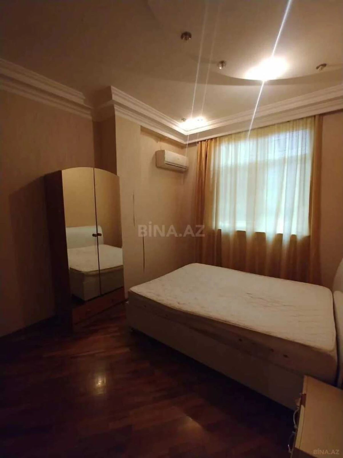 Satılır 3 otaqlı mənzil 100 m²