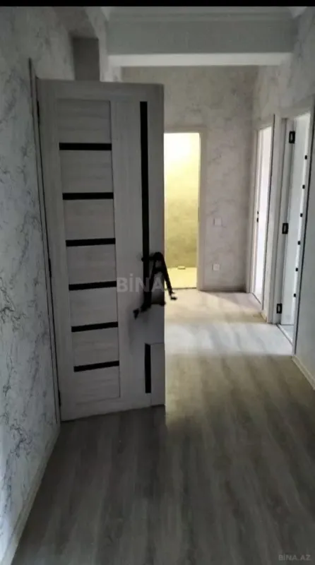 Satılır 2 otaqlı mənzil 74 m²