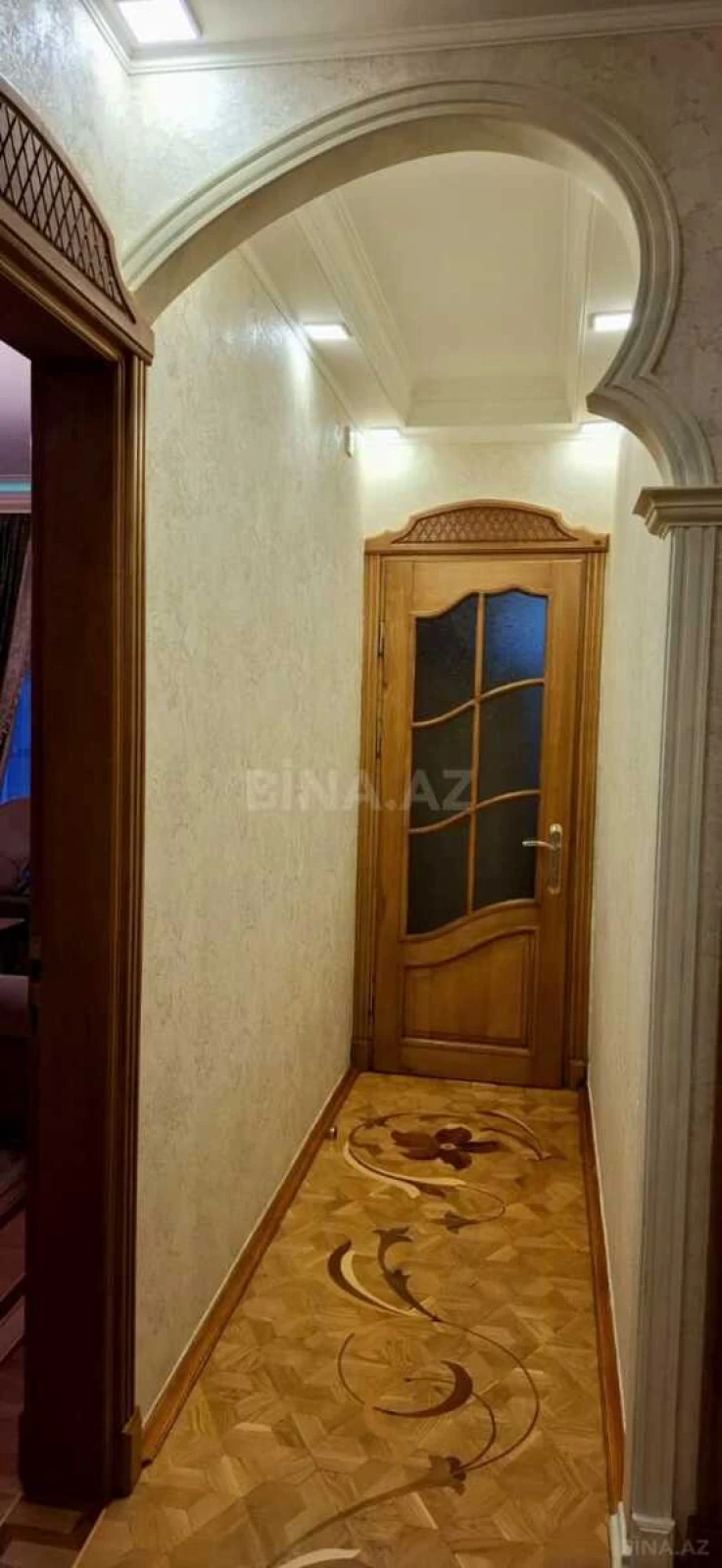 Satılır 5 otaqlı mənzil 150 m²