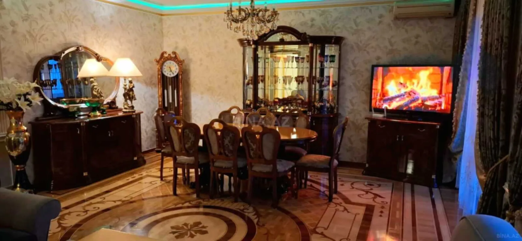 Satılır 5 otaqlı mənzil 150 m²