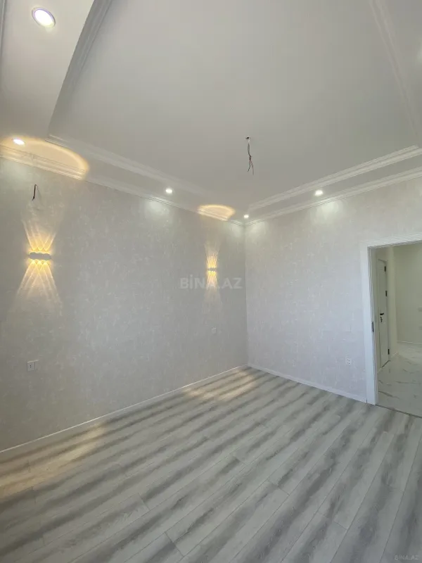 Satılır 3 otaqlı mənzil 92 m²