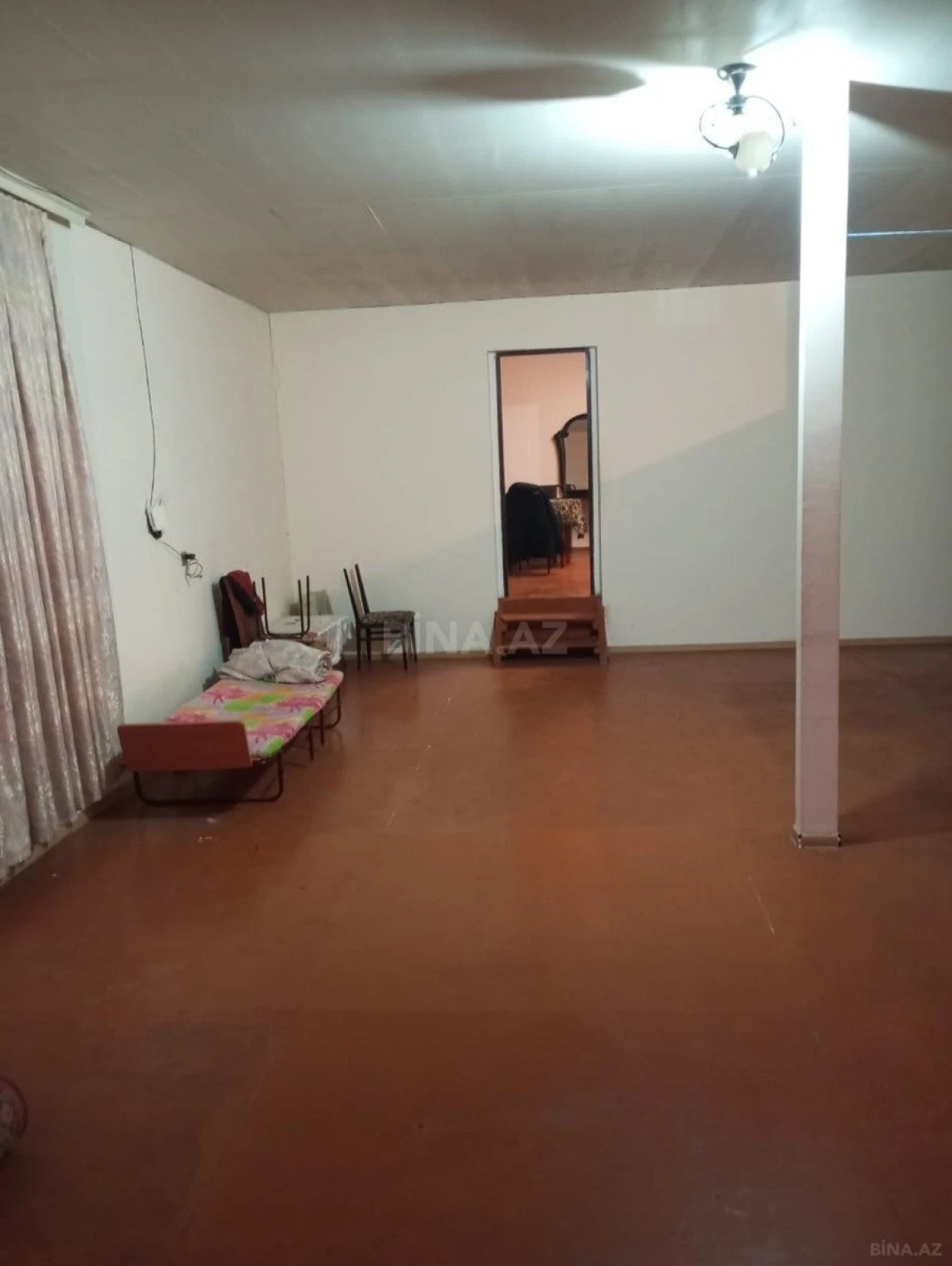 Kirayə verilir 2 otaqlı mənzil 110 m²