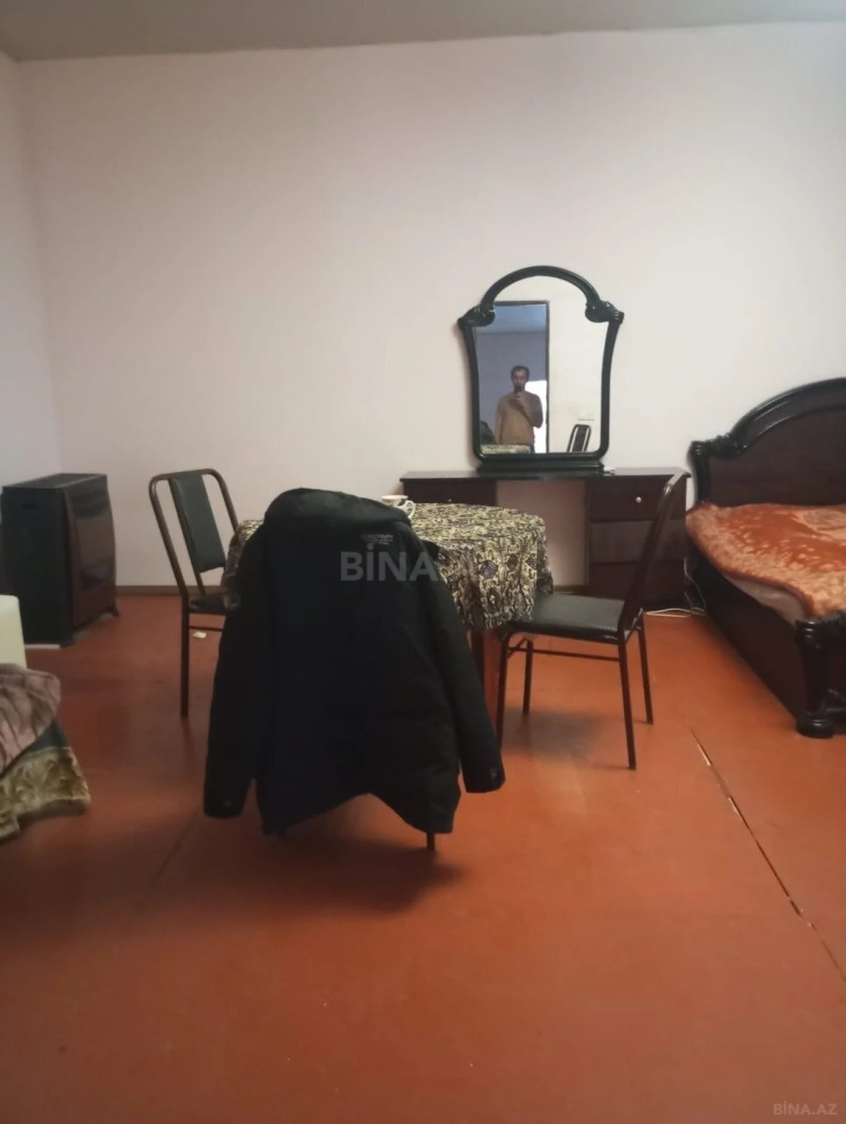 Kirayə verilir 2 otaqlı mənzil 110 m²