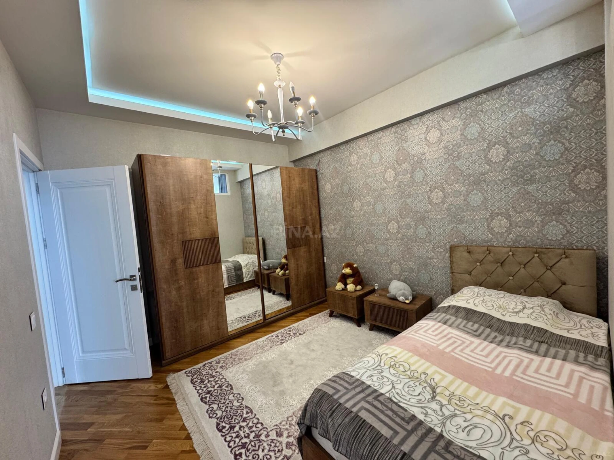 Satılır 3 otaqlı mənzil 90 m²