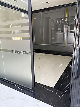 Kirayə verilir obyekt 630 m²