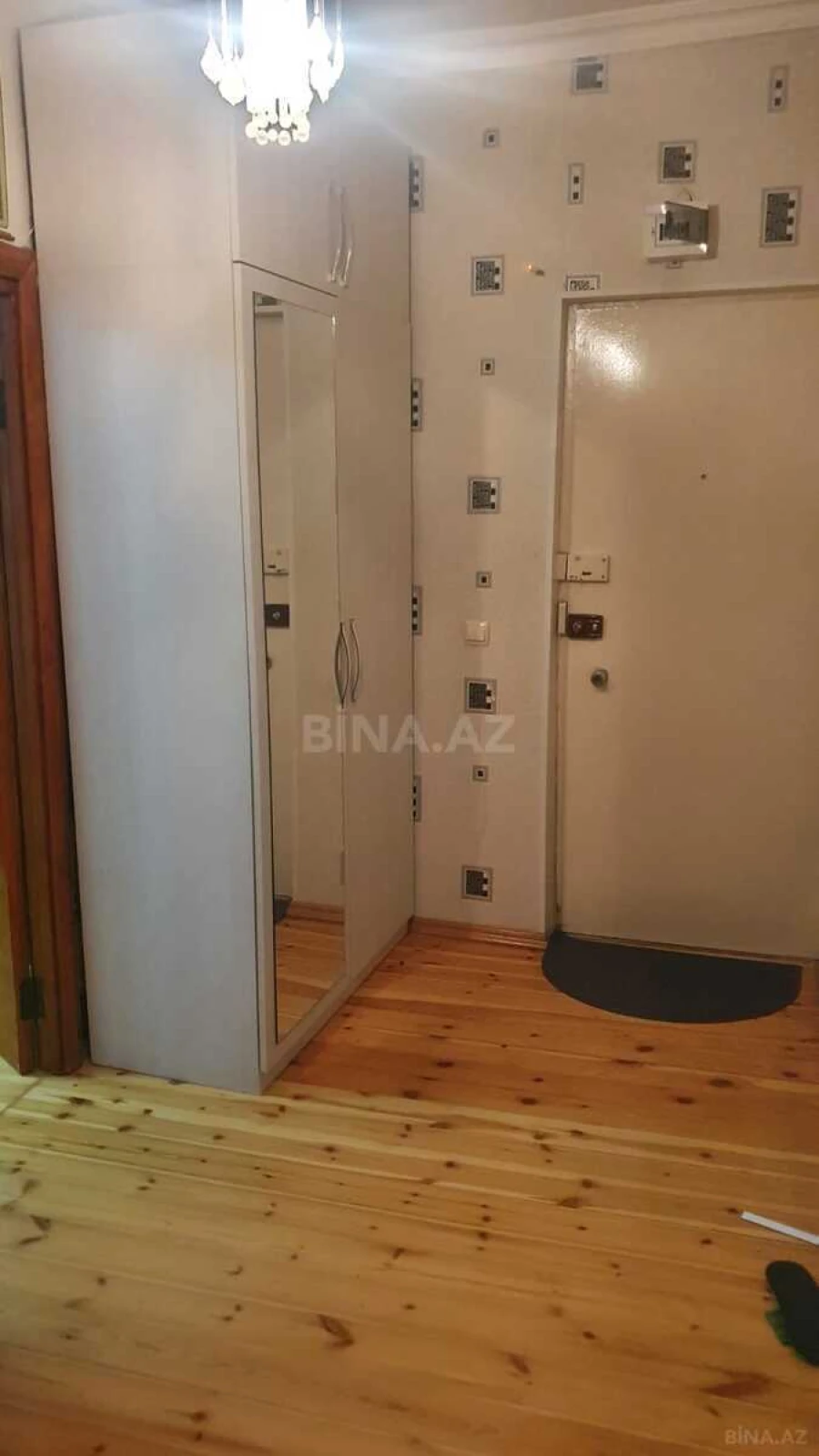 Kirayə verilir 3 otaqlı mənzil 100 m²