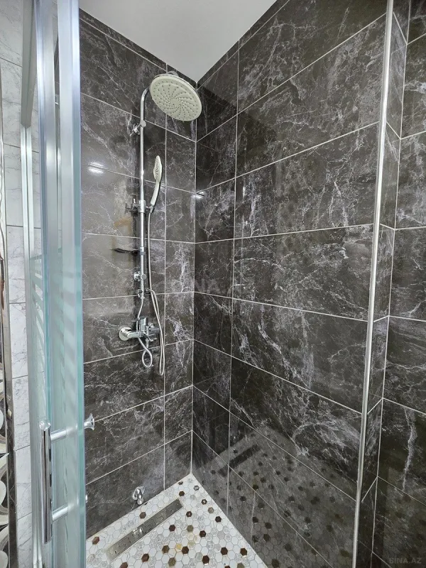 Kirayə verilir 3 otaqlı mənzil 110 m²