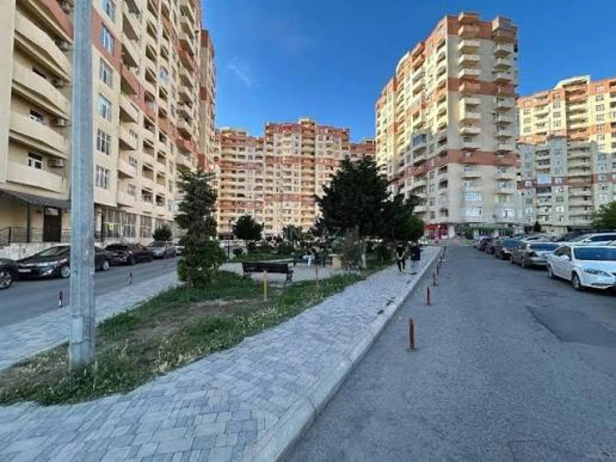 Satılır 3 otaqlı mənzil 97 m²