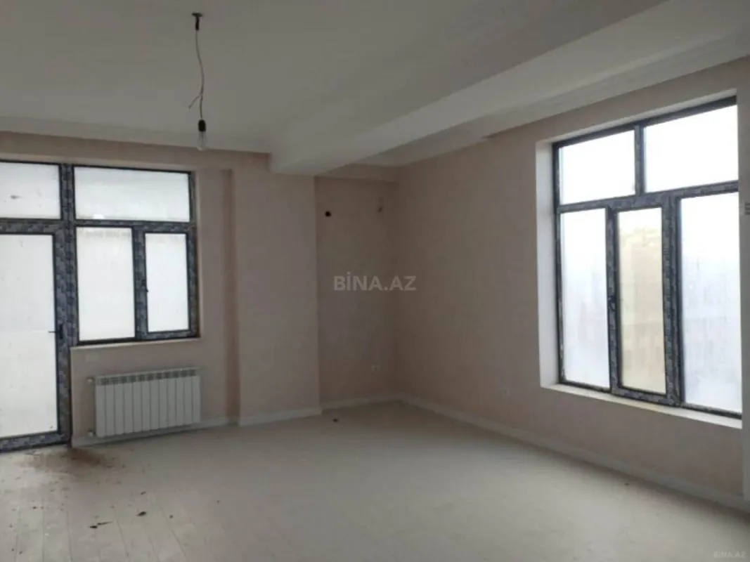 Satılır 3 otaqlı mənzil 136 m²