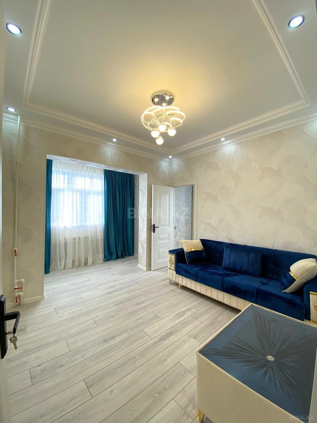 Satılır 2 otaqlı mənzil 45 m²