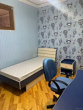 Kirayə verilir 4 otaqlı mənzil 110 m²