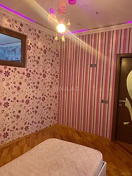 Kirayə verilir 4 otaqlı mənzil 110 m²