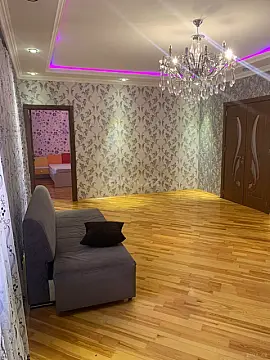 Kirayə verilir 4 otaqlı mənzil 110 m²