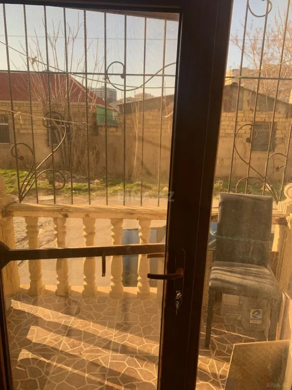 Kirayə verilir 4 otaqlı mənzil 110 m²