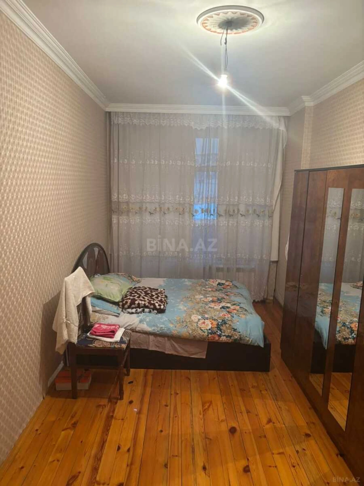 Satılır 2 otaqlı mənzil 65 m²