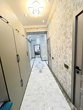 Satılır 3 otaqlı mənzil 135 m²