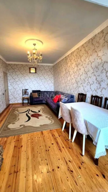 Satılır 3 otaqlı mənzil 80 m²