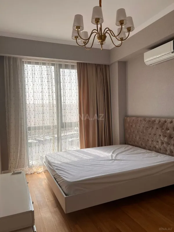 Kirayə verilir 2 otaqlı mənzil 70 m²