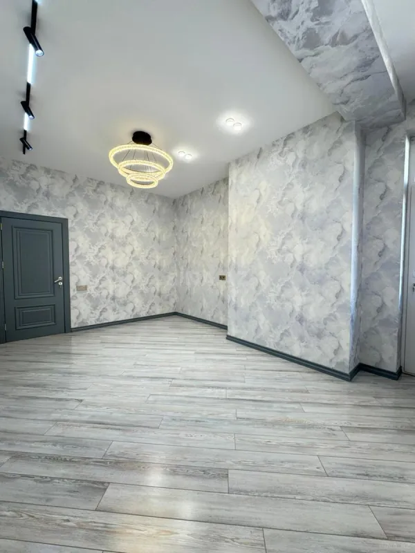 Satılır 3 otaqlı mənzil 96 m²