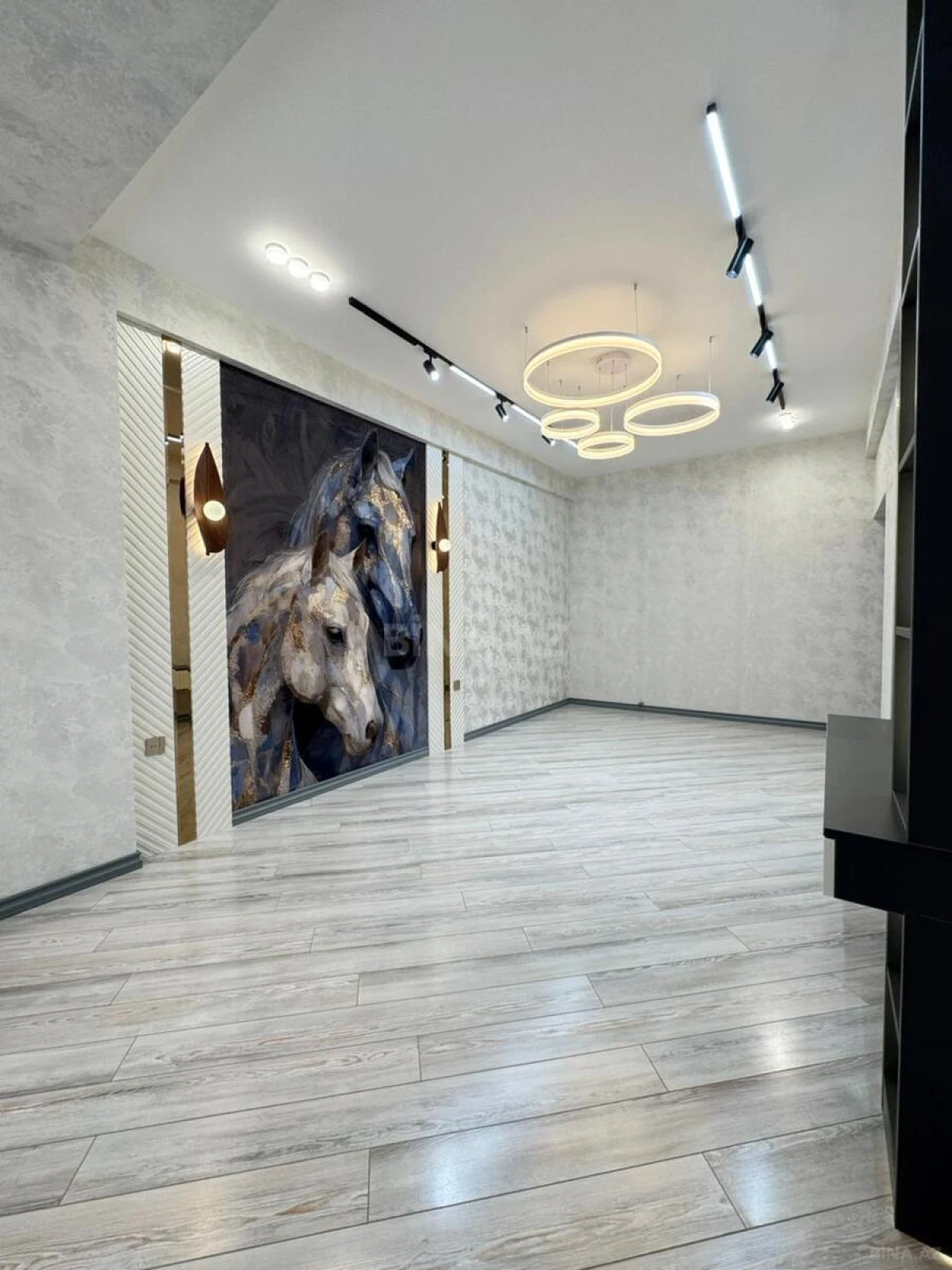 Satılır 3 otaqlı mənzil 96 m²