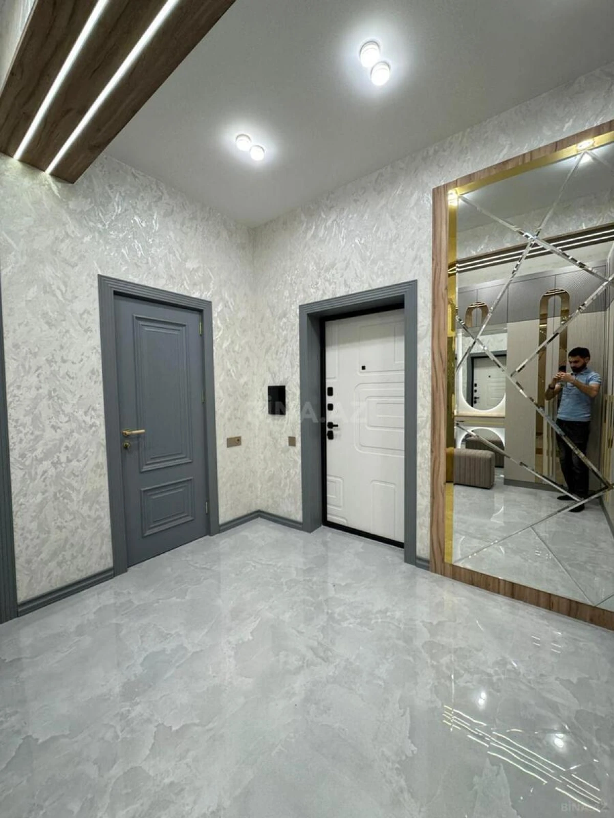 Satılır 3 otaqlı mənzil 96 m²