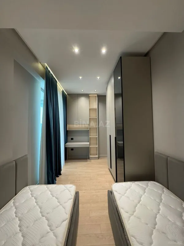 Satılır 2 otaqlı mənzil 100 m²