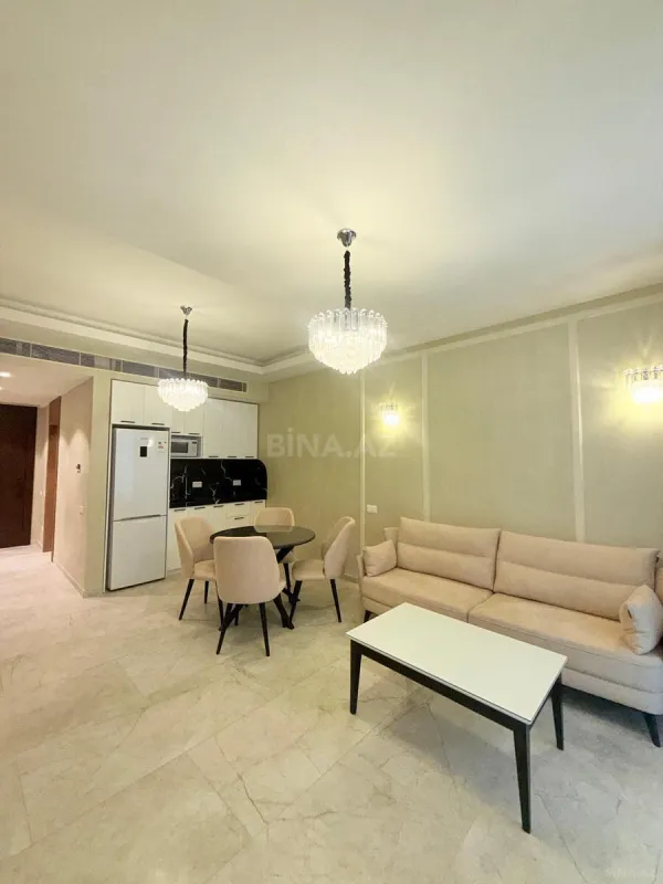 Satılır 2 otaqlı mənzil 78 m²