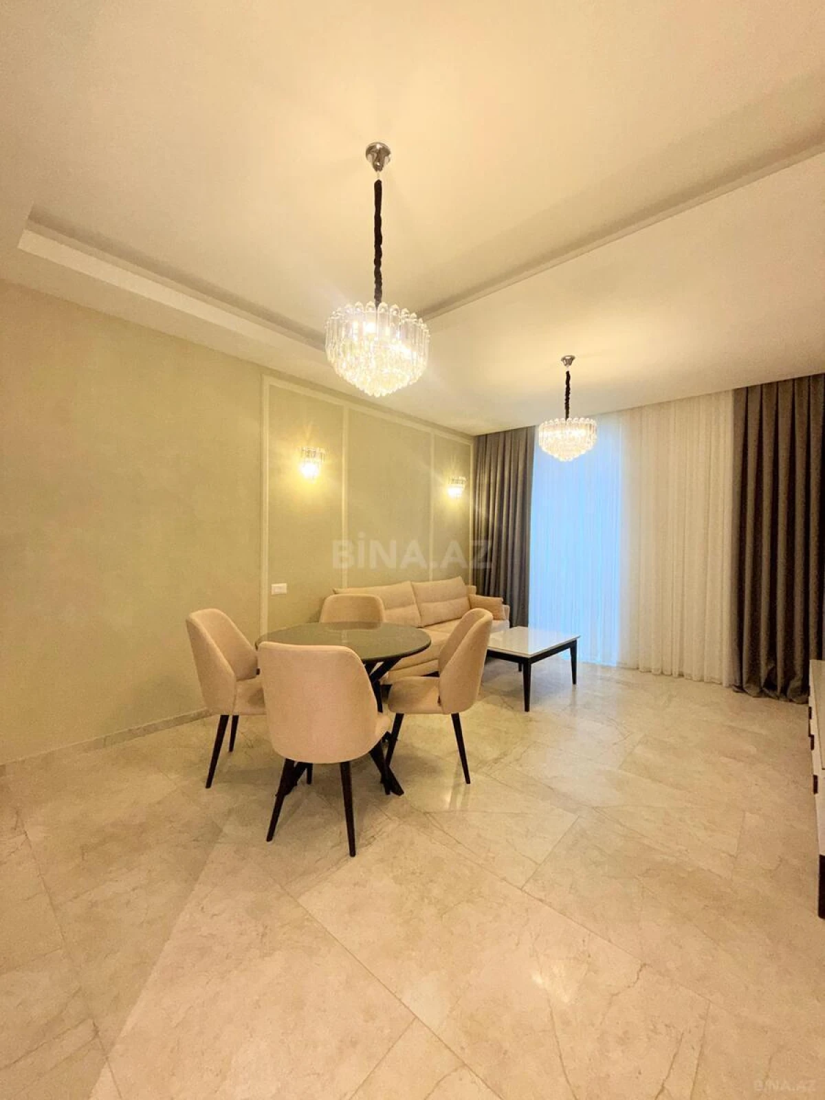 Satılır 2 otaqlı mənzil 78 m²