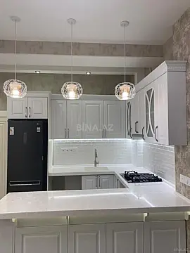 Satılır 4 otaqlı mənzil 95 m²