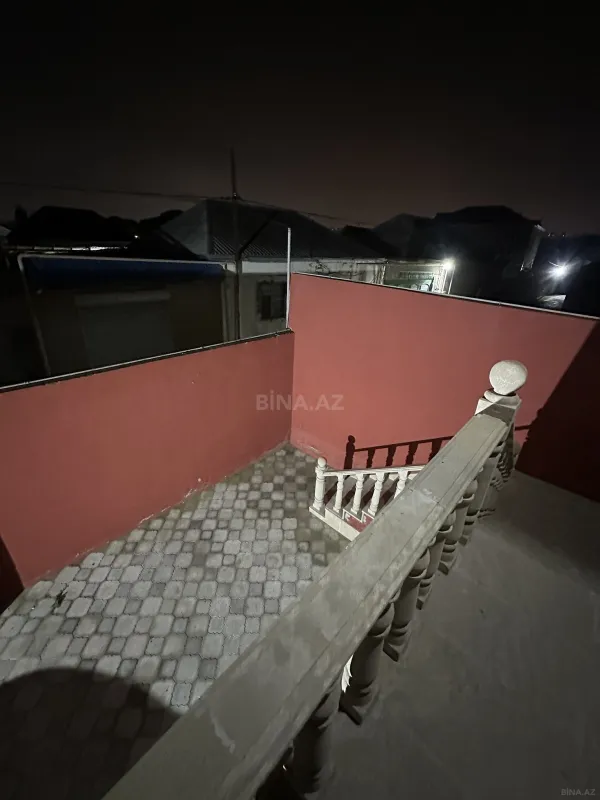 Satılır 7 otaqlı həyət evi 198 m²