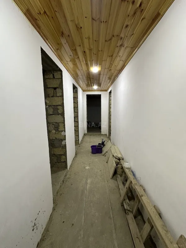 Satılır 7 otaqlı həyət evi 198 m²