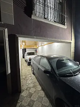 Satılır 7 otaqlı həyət evi 198 m²