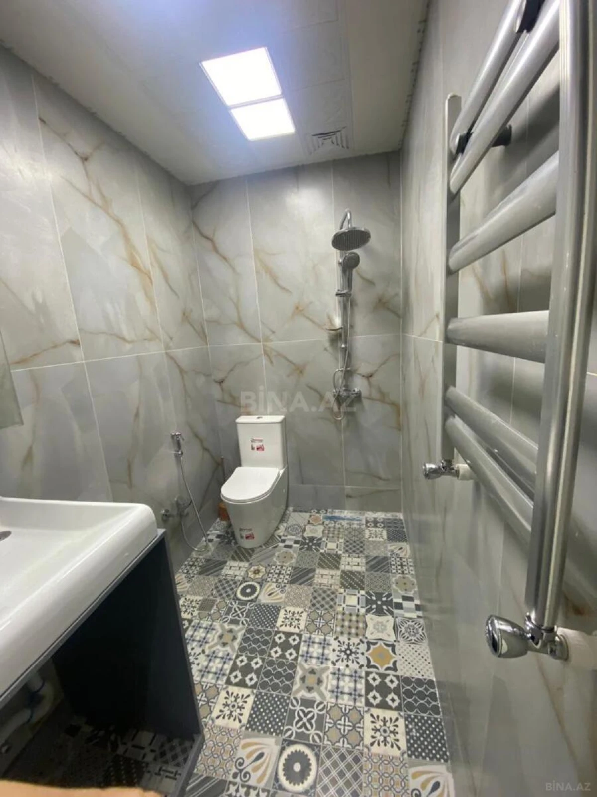 Kirayə verilir 3 otaqlı mənzil 86 m²