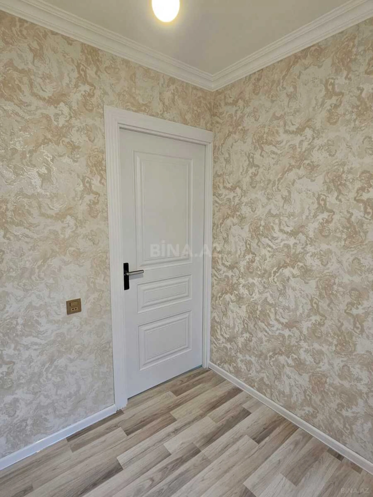 Satılır 2 otaqlı mənzil 46 m²