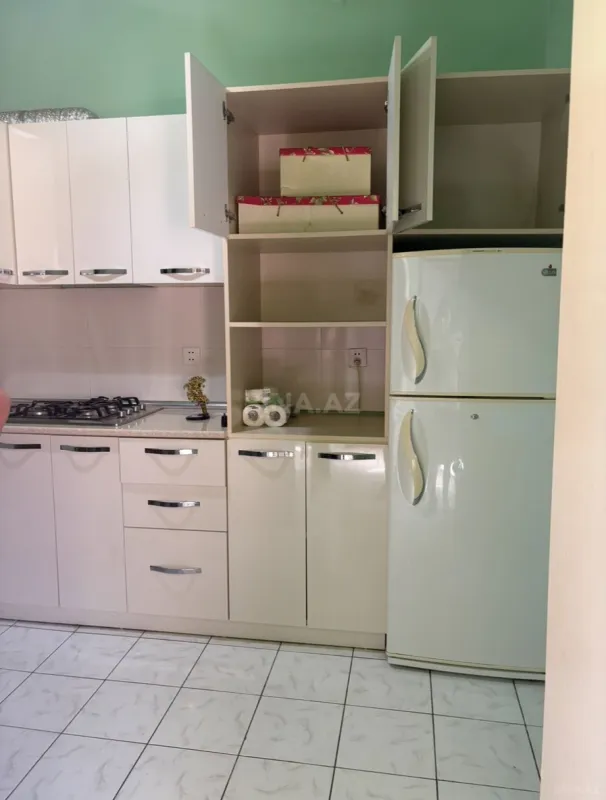 Kirayə verilir 2 otaqlı həyət evi 60 m²