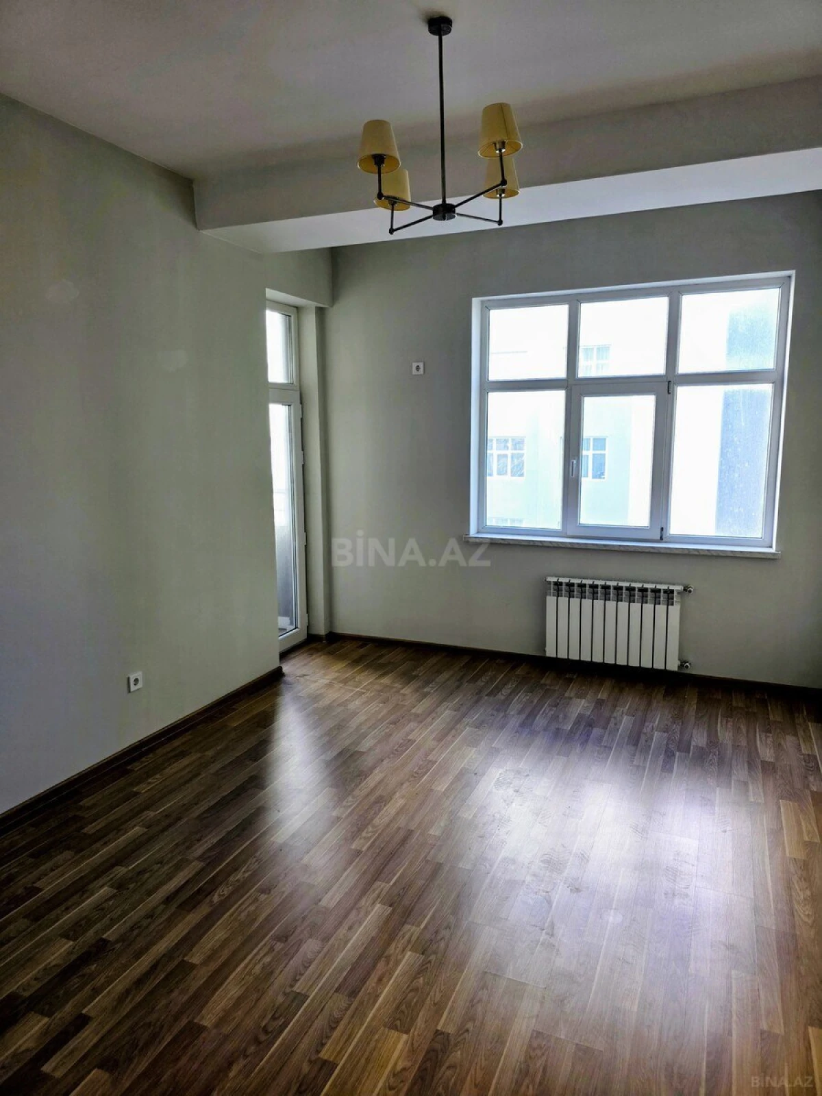 Satılır 2 otaqlı mənzil 74.9 m²