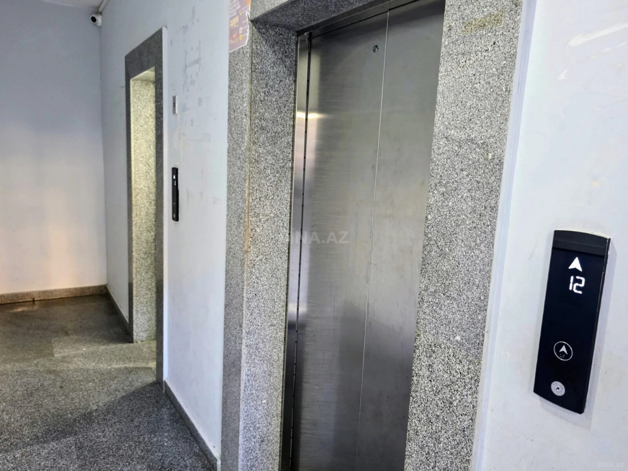 Satılır 2 otaqlı mənzil 74.9 m²