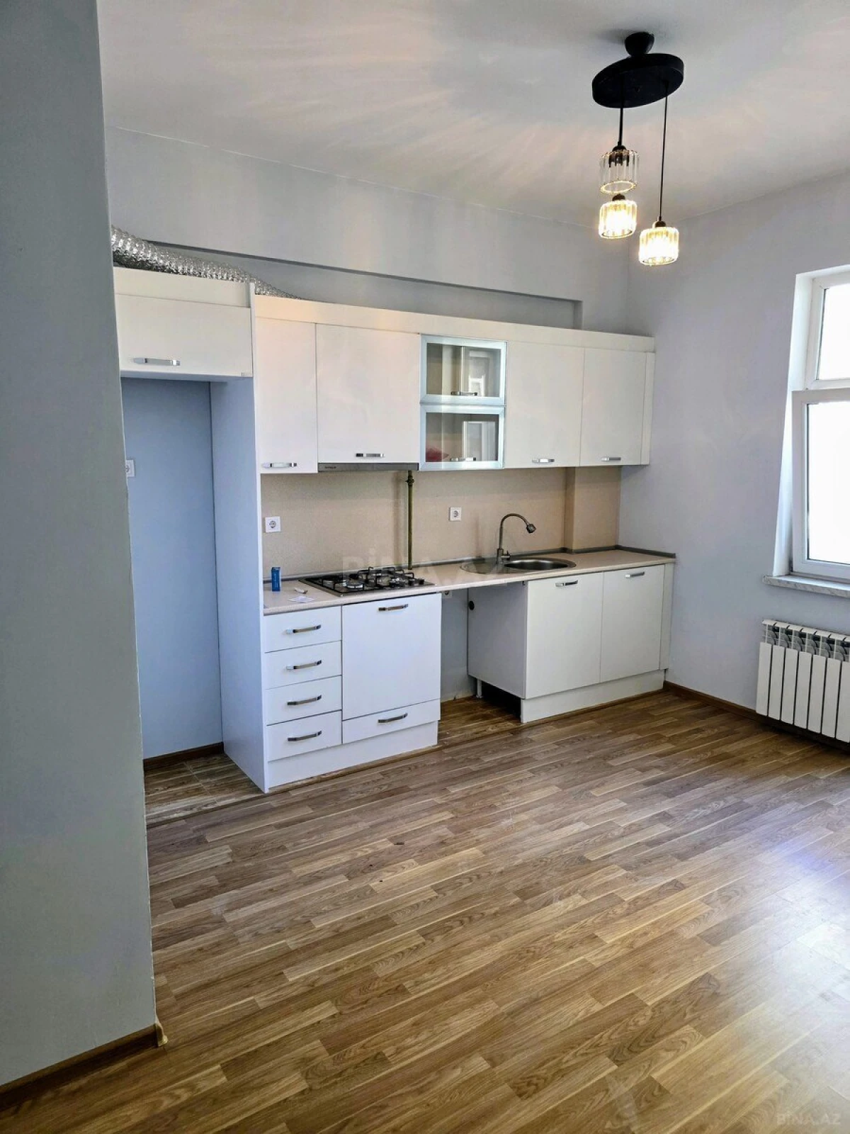 Satılır 2 otaqlı mənzil 74.9 m²